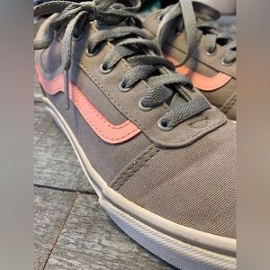 Vans Ward Lace Up Sneakers